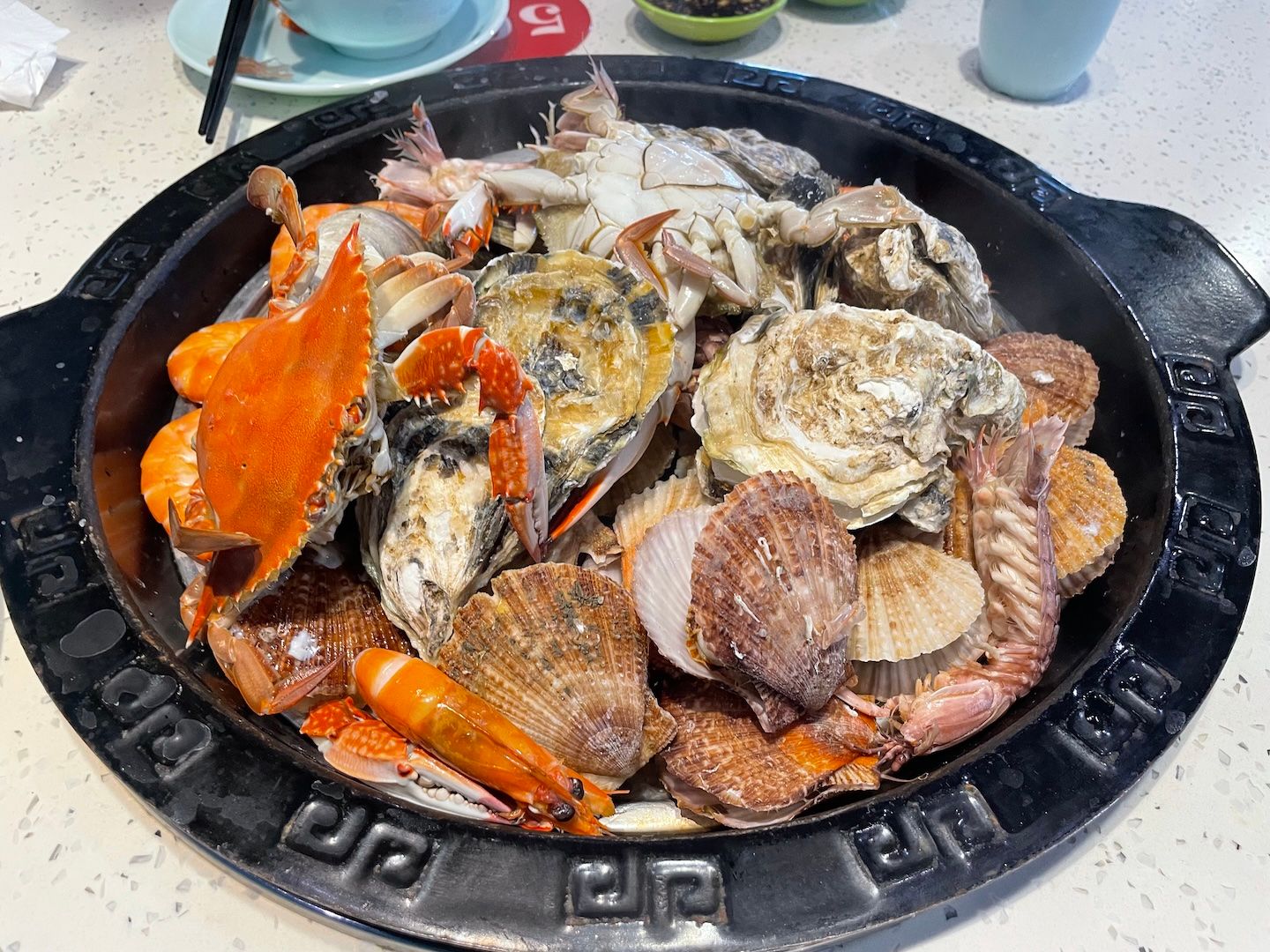 日照的一顿海鲜，包括疙瘩汤和一盘水饺才 168，特实惠